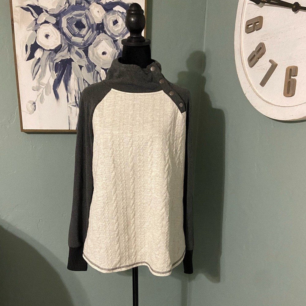 Maurices Womens Pullover Sweater Size L